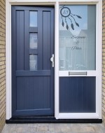 Raamfolie voordeur mandala met huisnr en namen